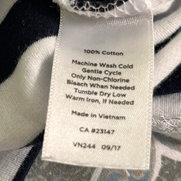 Talbots Black and White Striped 3/4 Bell Sleeve Blouse. Size Medium - Picture 5 of 7